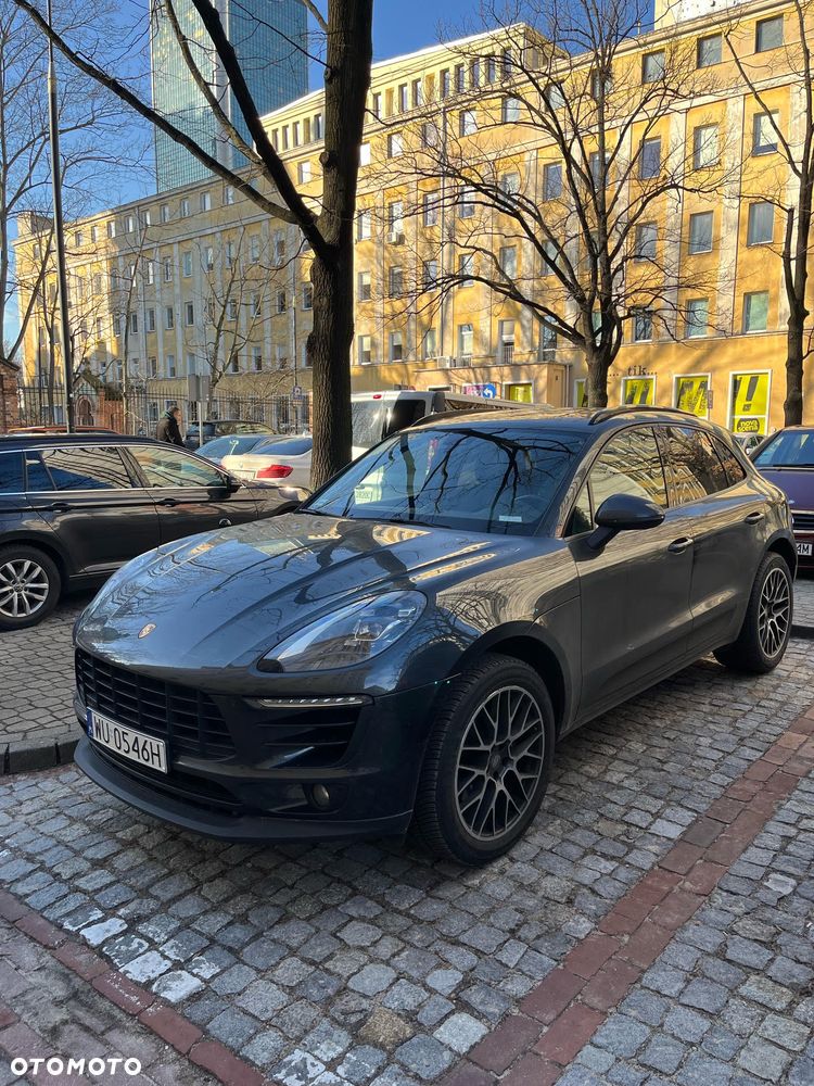 Porsche Macan - 2