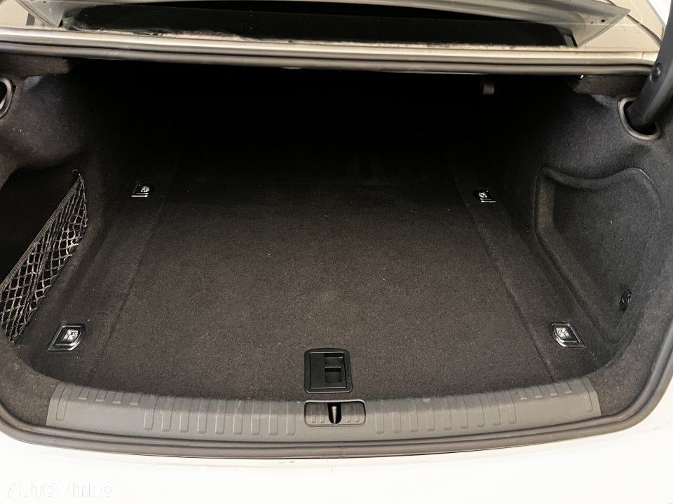 Audi A6 Limuzina 40 TDI quattro S tronic S line - 26