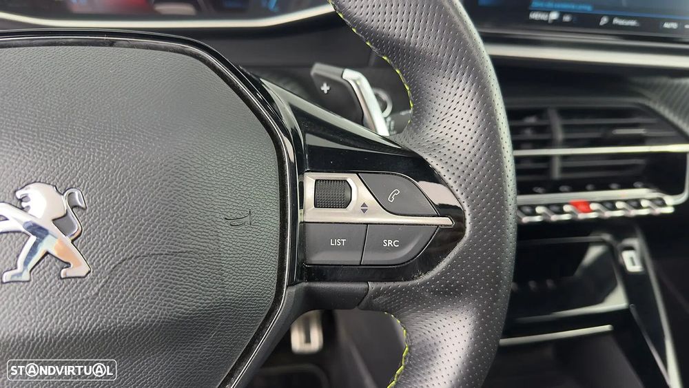 Peugeot 2008 1.2 PureTech GT Pack EAT8 - 33