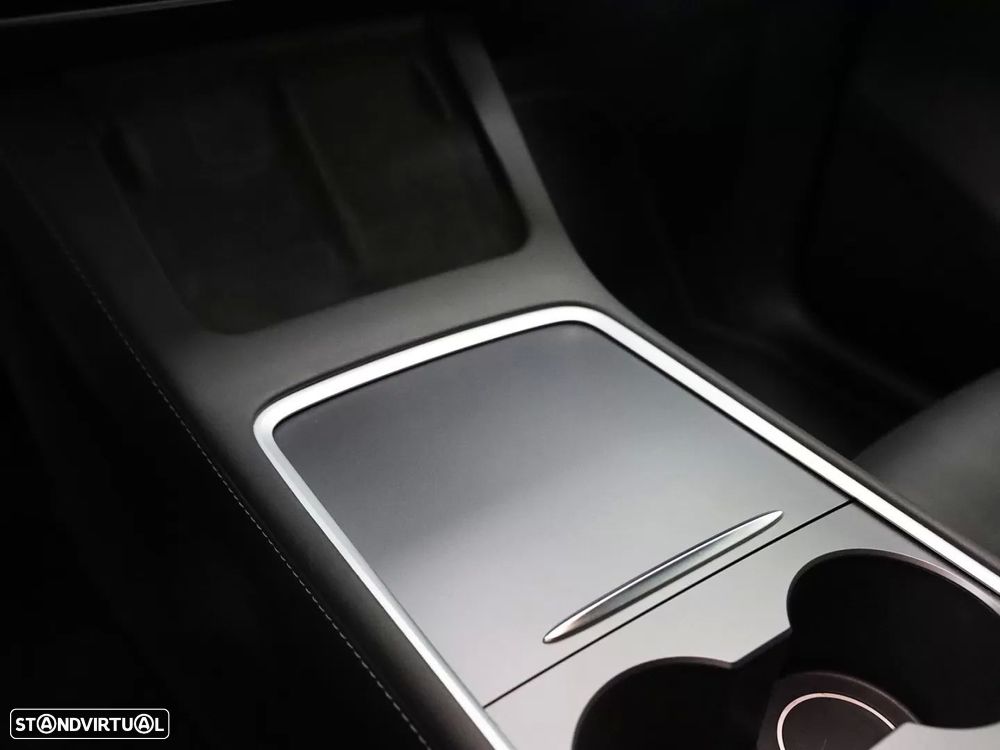Tesla Model Y Performance Tração Integral - 33