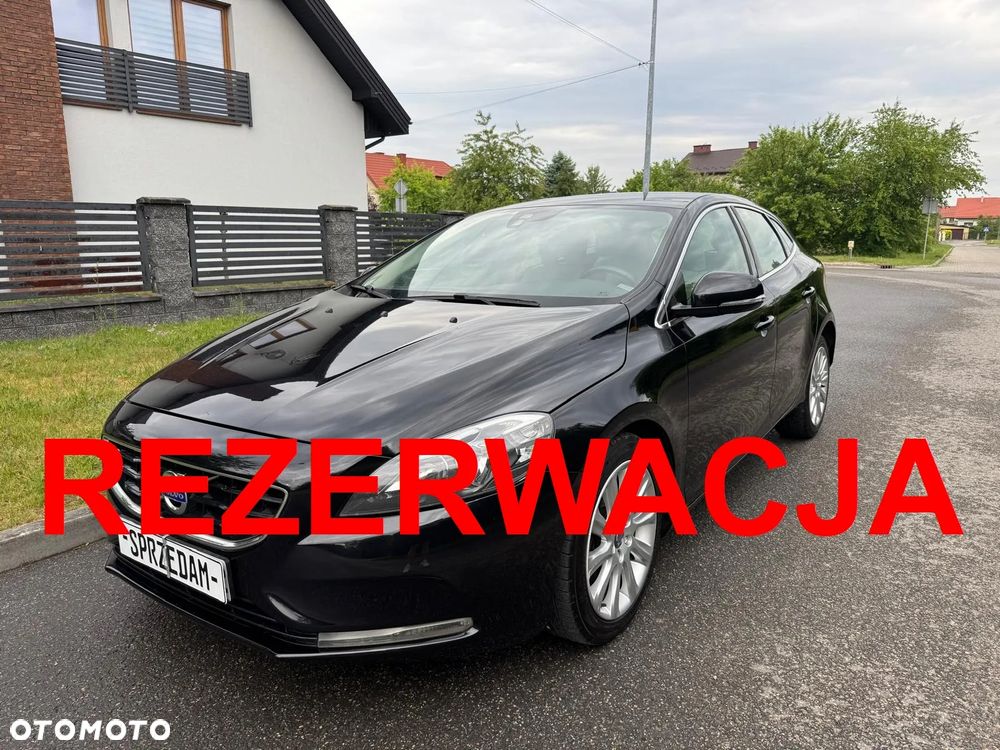 Volvo V40 D2 Summum - 1