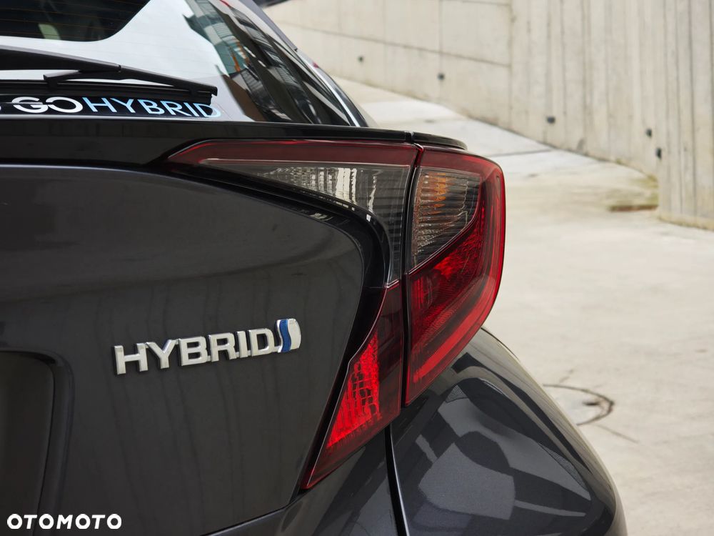 Toyota C-HR 1.8 Hybrid GPF Comfort - 36