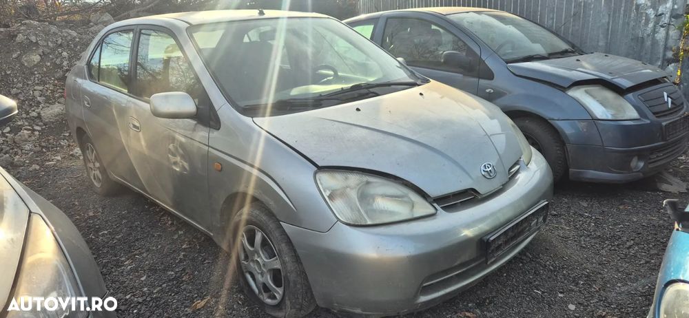 Motor + convertizor si cutie Toyota Prius 1 2002 hybrid - 1