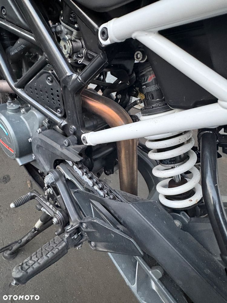 KTM Duke - 13