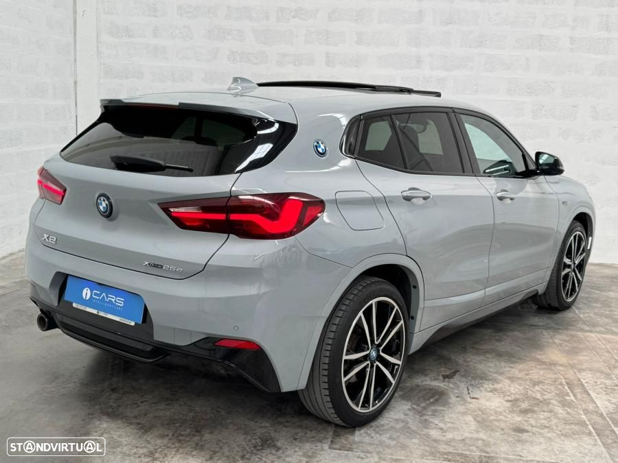 BMW X2 25 e xDrive Pack 50 anos M - 11