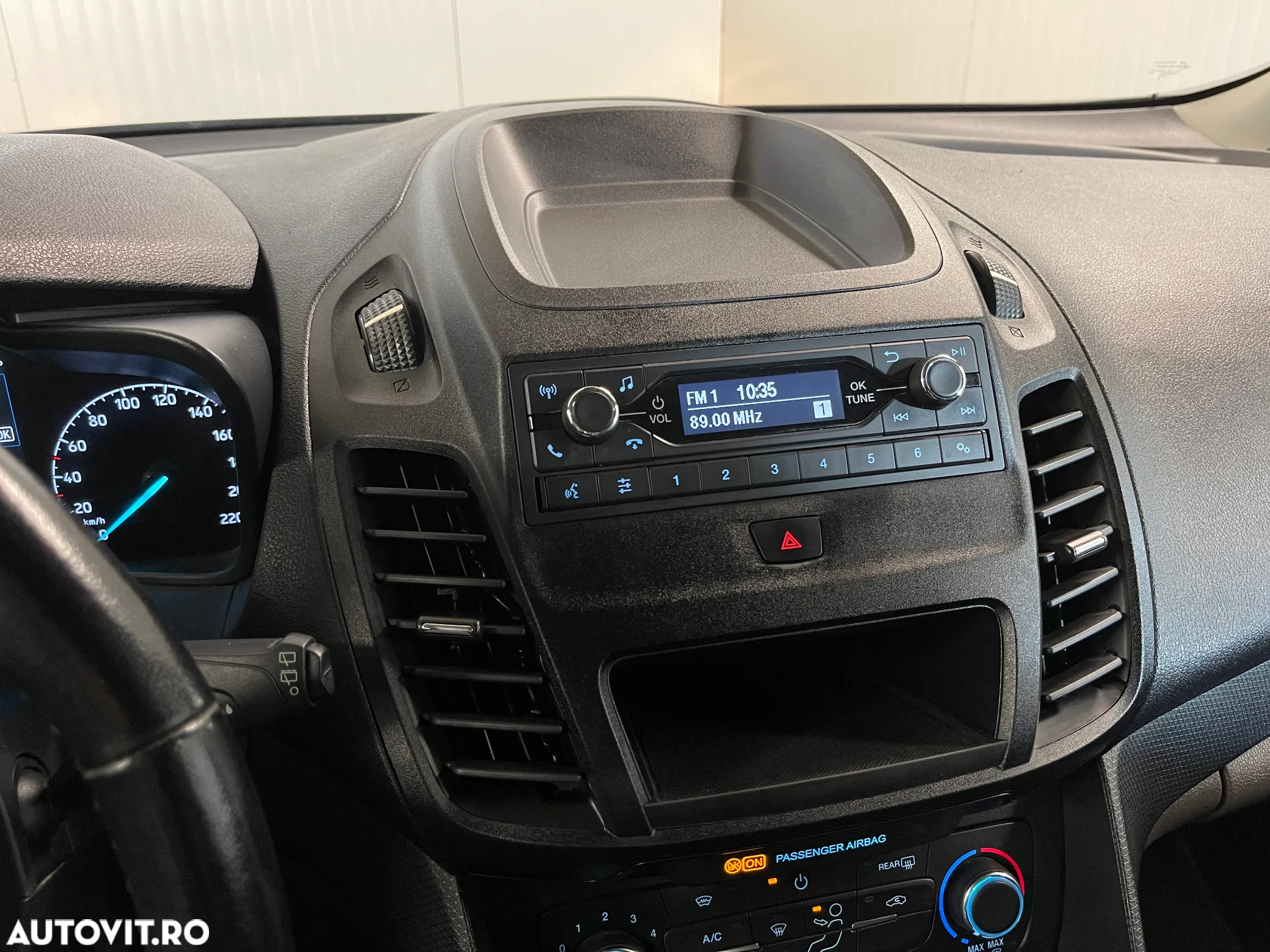Ford Tourneo Connect 1.5 TDCi LWB (L2) Trend - 16