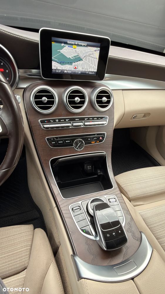 Mercedes-Benz Klasa C 220 d 9G-TRONIC Avantgarde - 19