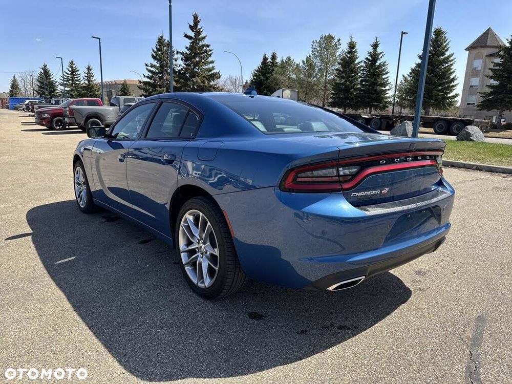 Dodge Charger - 4
