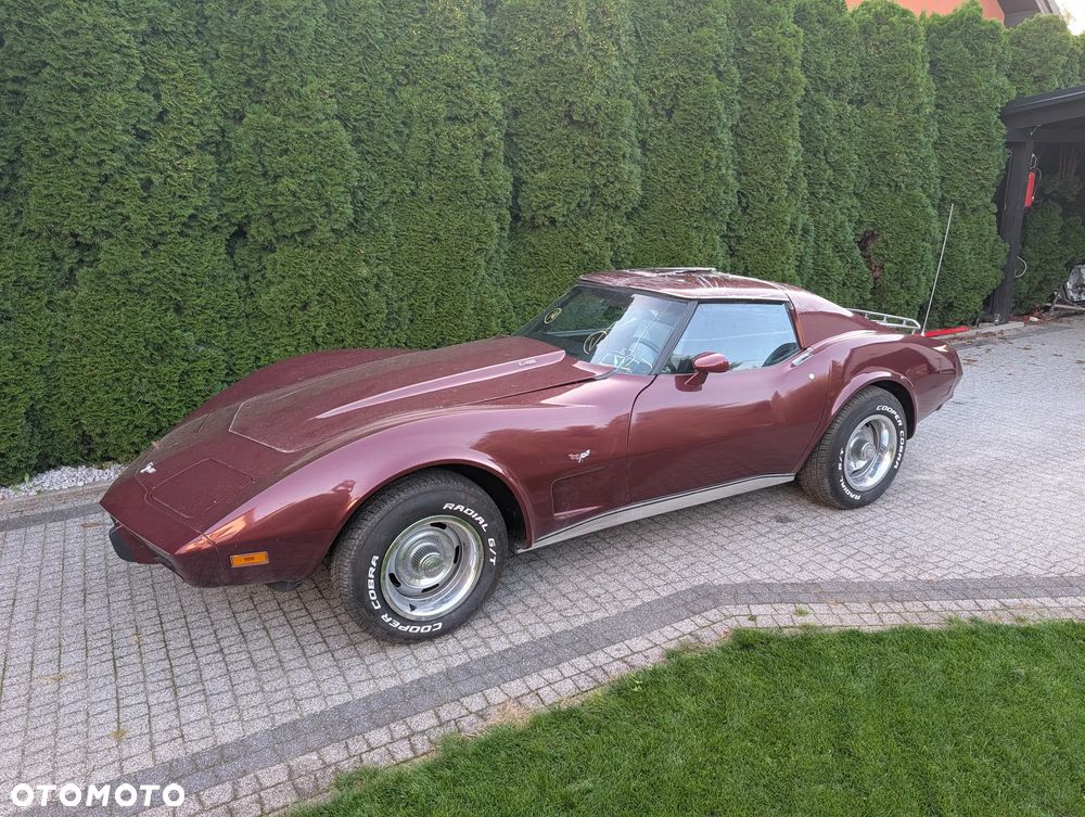 Chevrolet Corvette - 1