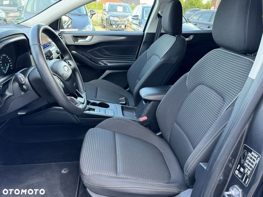 Ford Focus - 26
