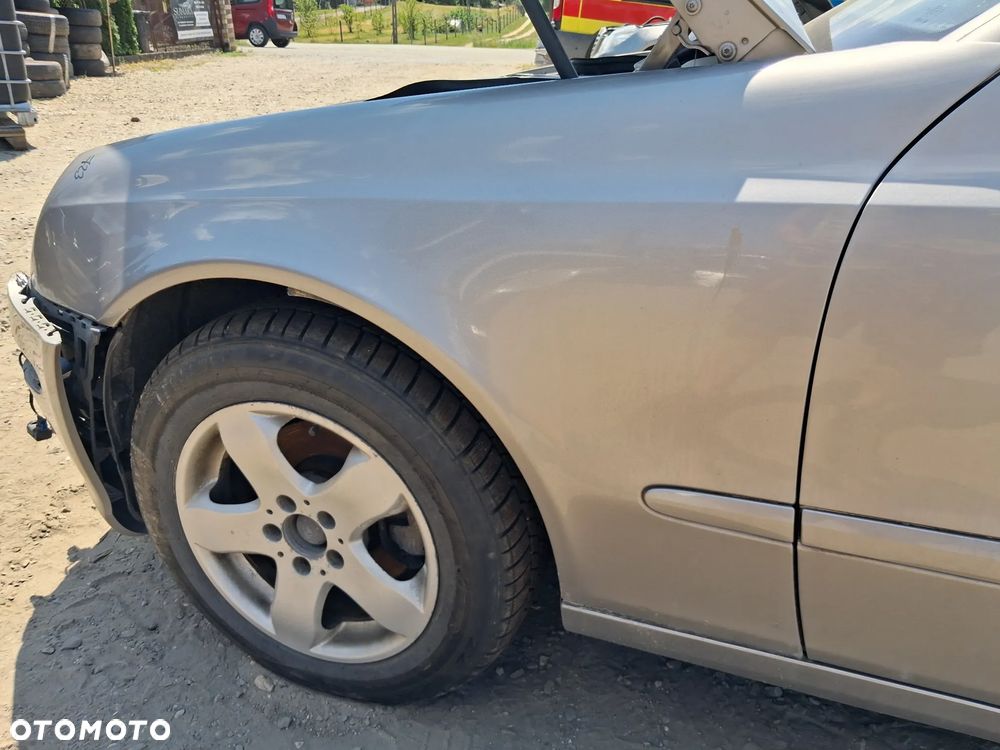 BLOTNIK LEWY PRZOD MERCEDES E KLASA W211 723 - 3