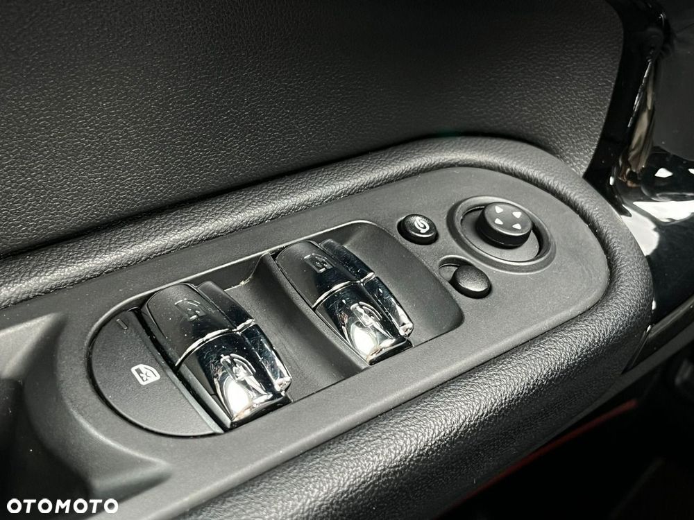 MINI Countryman Cooper SE ALL4 - 35