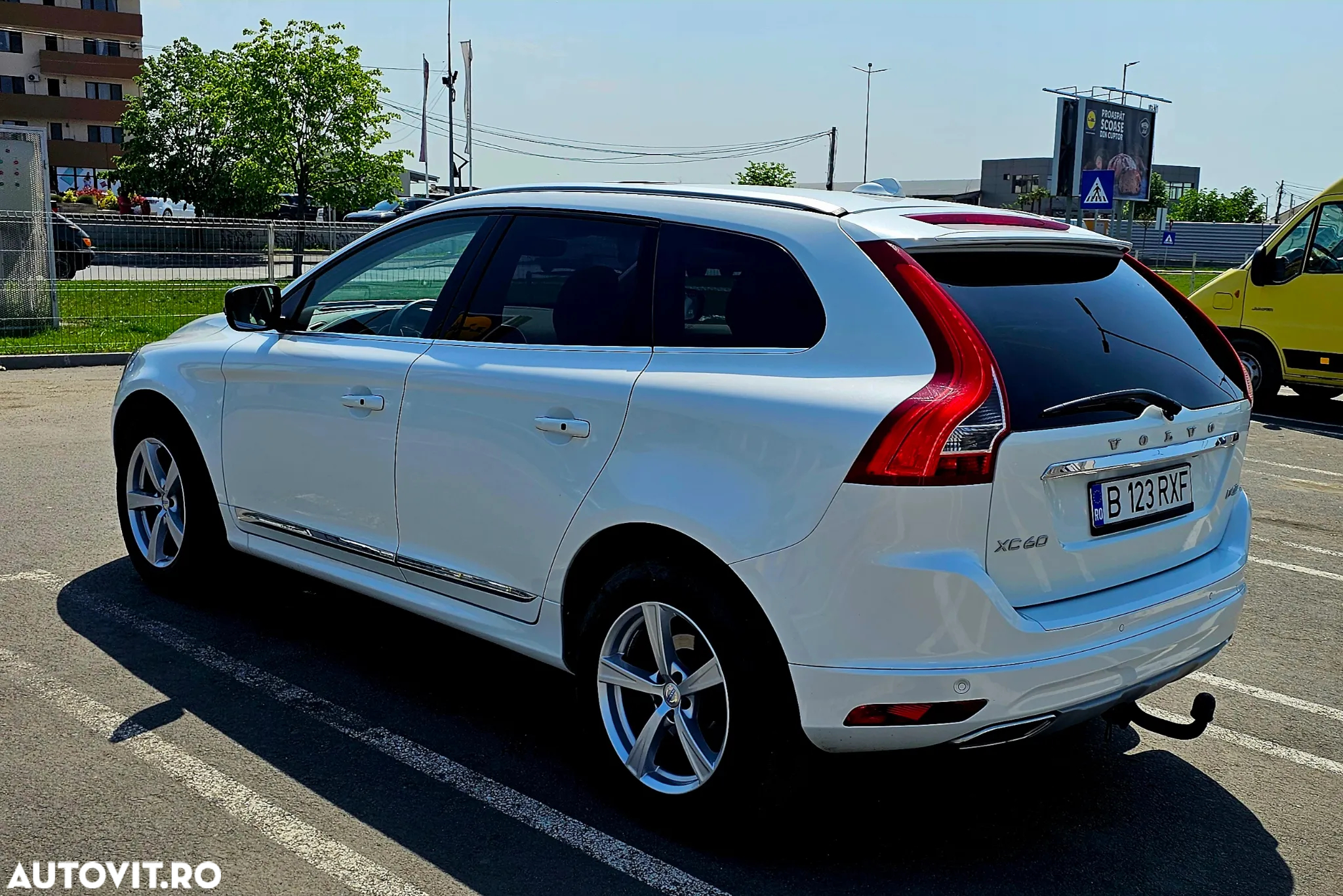 Volvo XC 60 D4 Geartronic Inscription - 4