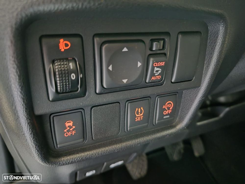 Nissan Juke 1.2 DIG-T N-Connecta - 25