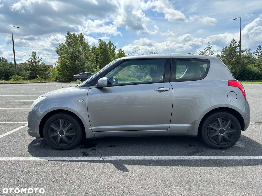 Suzuki Swift 1.3 GC - 15