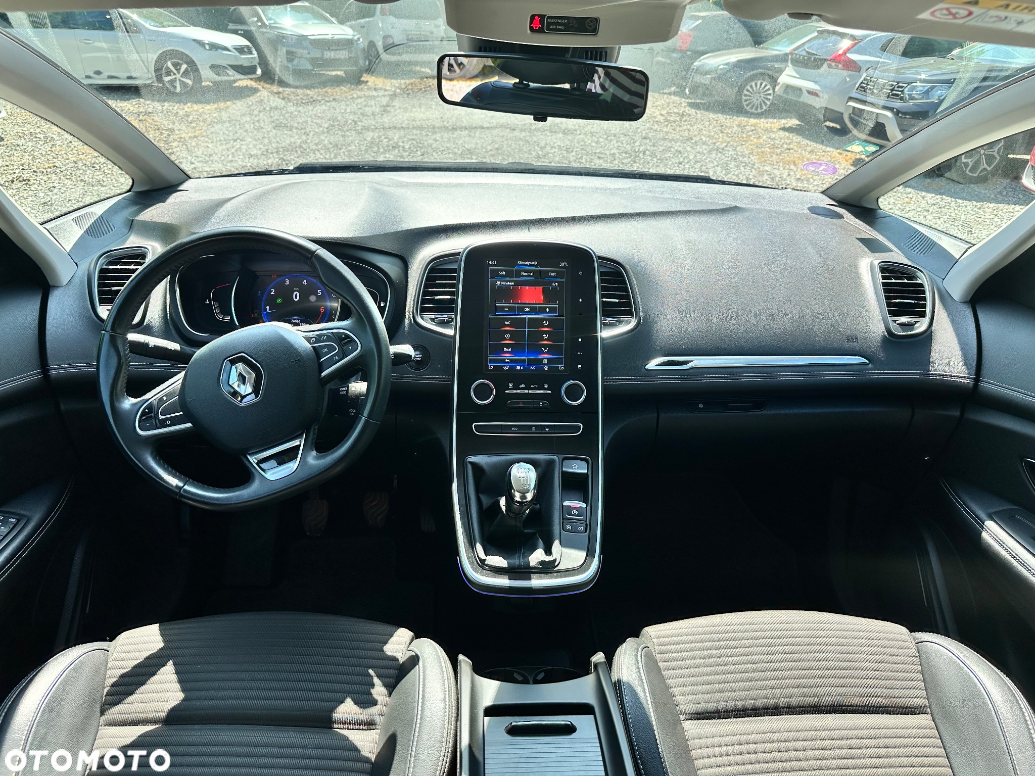 Renault Grand Scenic TCe 115 GPF BUSINESS EDITION - 8
