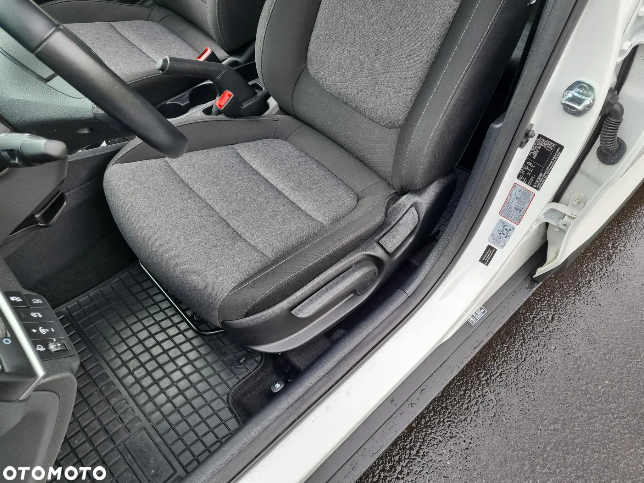 Kia Stonic 1.0 T-GDI M DCT - 12