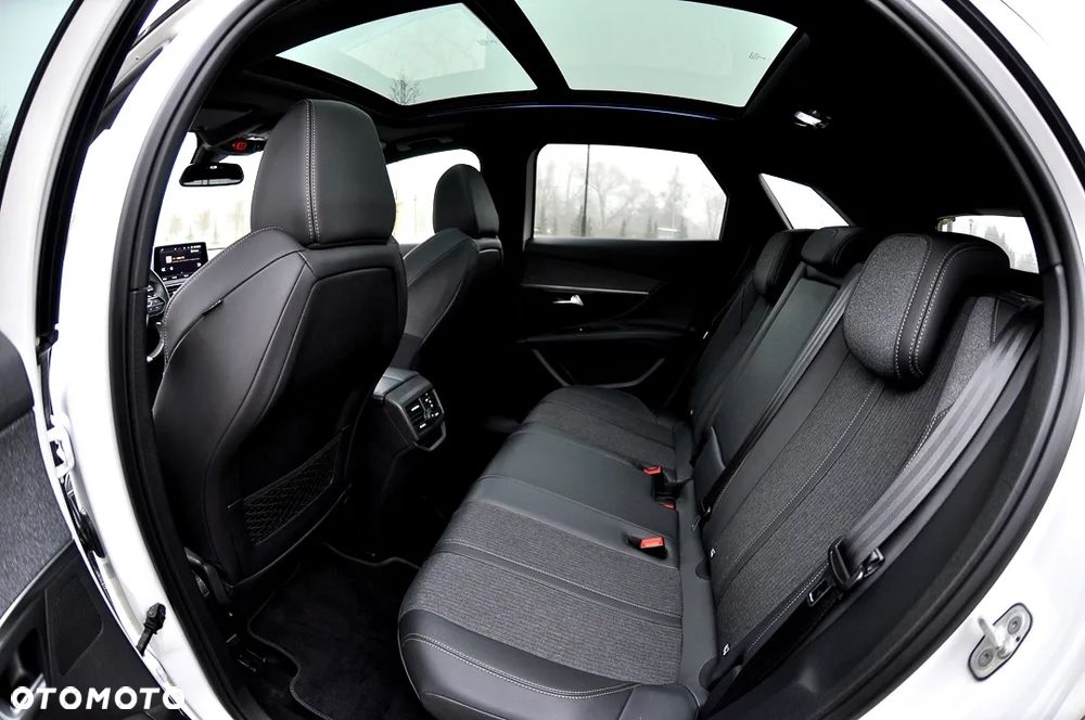 Peugeot 3008 1.2 PureTech Allure S&S - 25