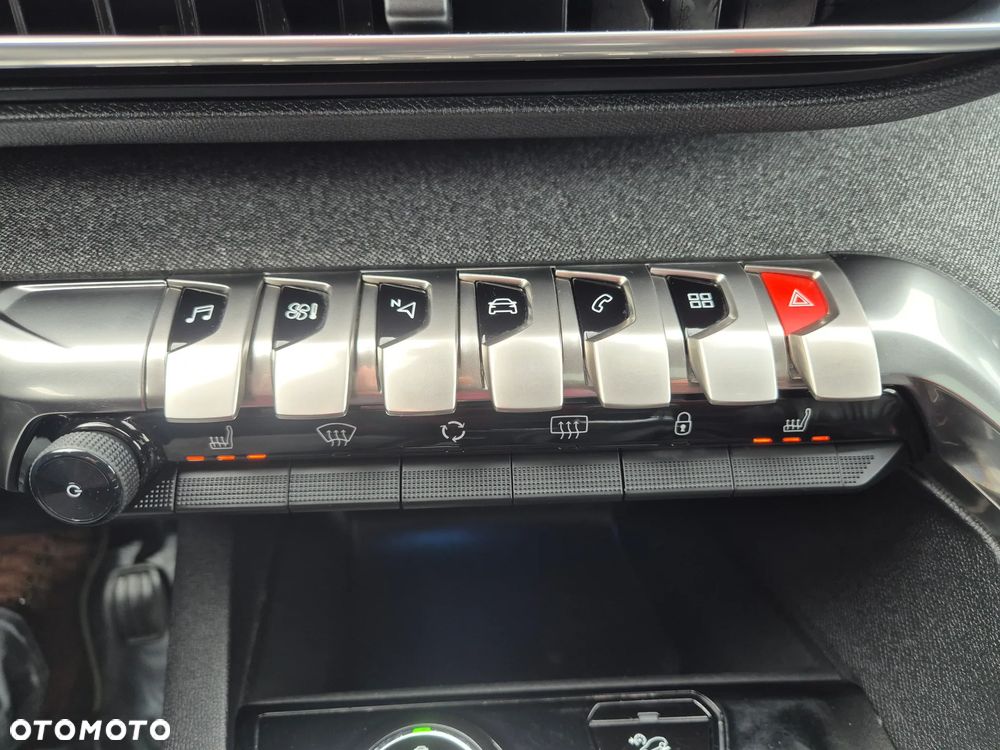 Peugeot 3008 HDi 115 Allure - 20