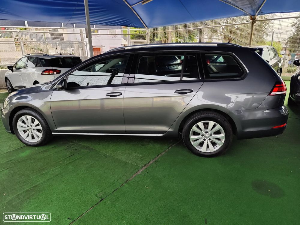 VW Golf Variant 1.6 TDi Confortline - 9