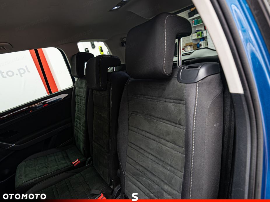 Volkswagen Touran - 25