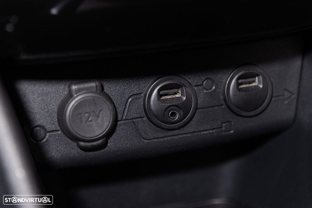 Peugeot 2008 1.6 e-HDi Allure 2-Tronic - 24