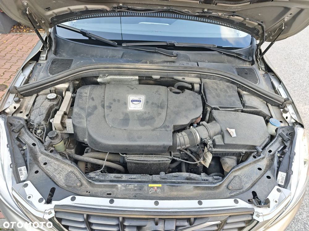 Volvo XC 60 - 18