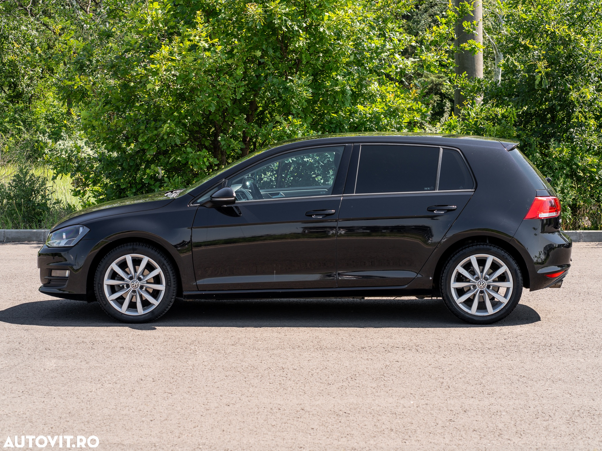 Volkswagen Golf 1.6 TDI DPF BMT DSG Comfortline - 21