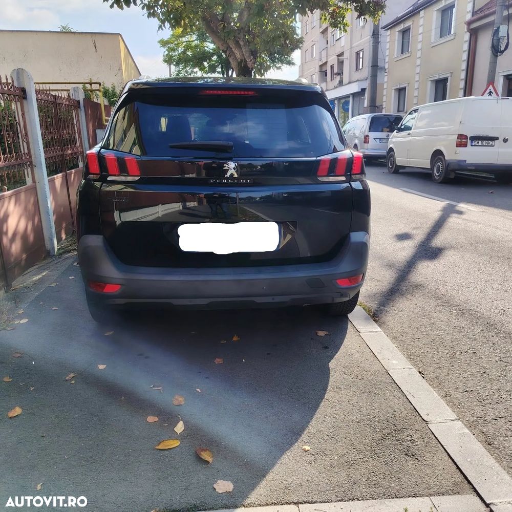 Peugeot 5008 - 10