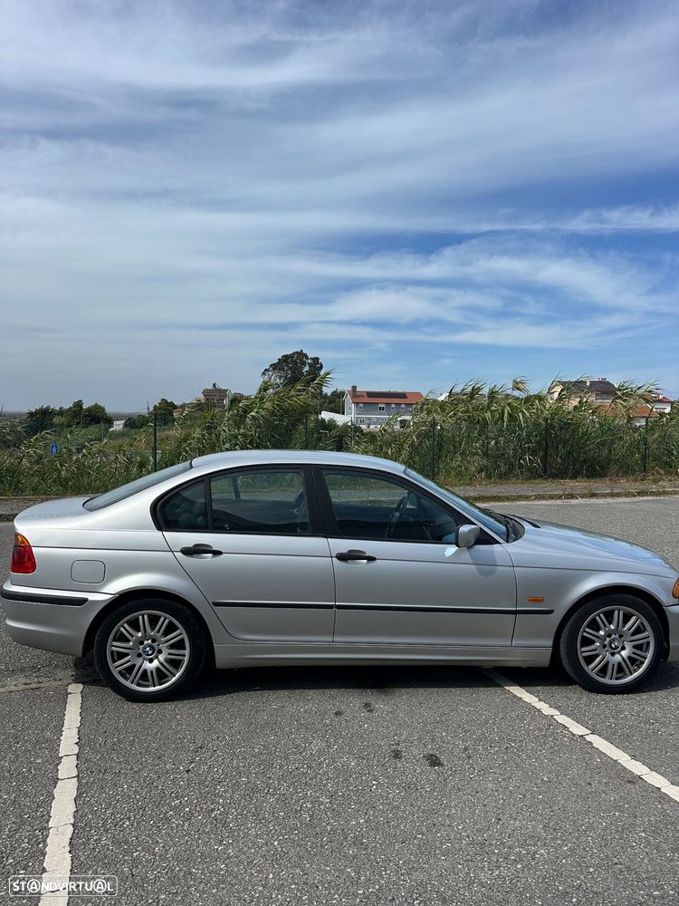 BMW 320 d - 8