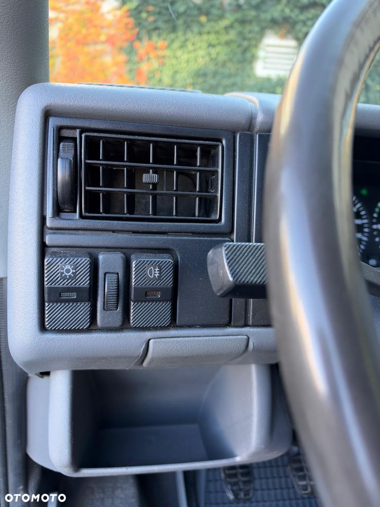 Volkswagen Transporter T4 SYNCRO - BLOKADA - 25
