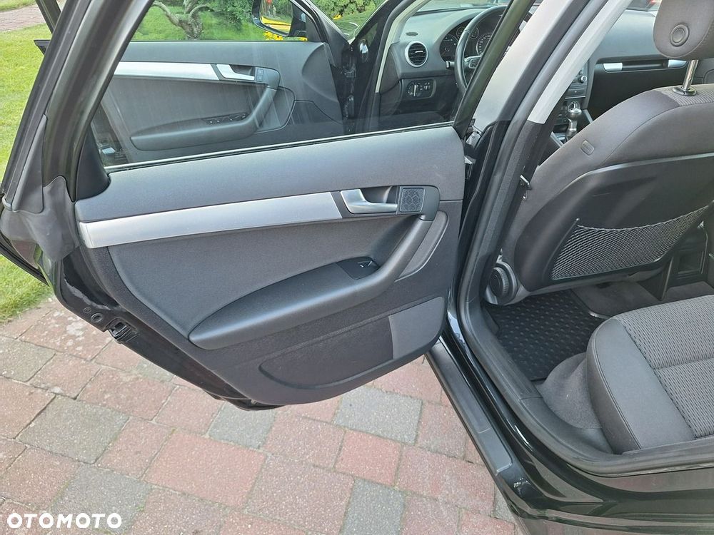Audi A3 Sportback - 15