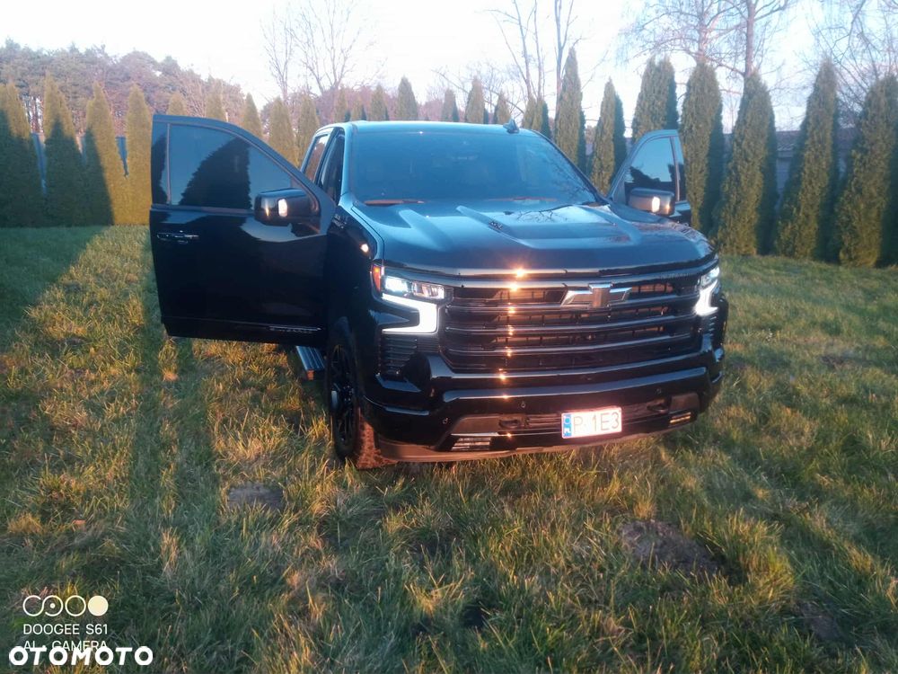 Chevrolet Silverado - 7
