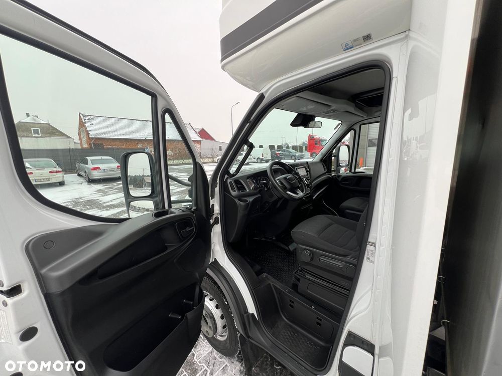 Iveco DAILY 72C18 70C18 HI-MATIC EURO 6E FIRANKA+SUWANY DACH+WINDA 1000 kg - 14