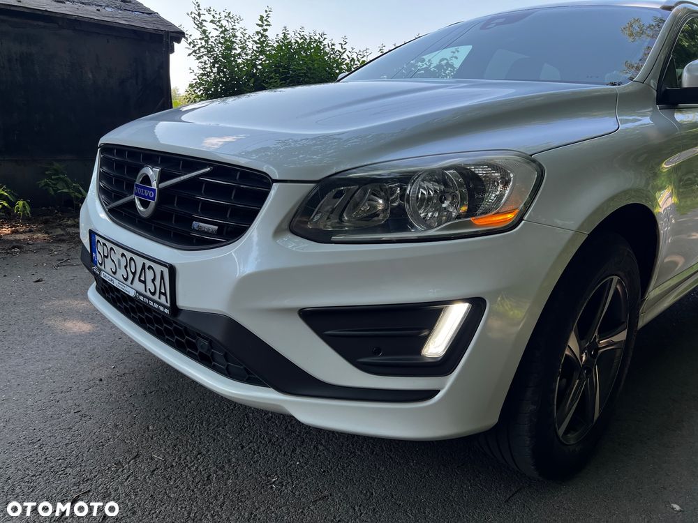 Volvo XC 60 D4 Drive-E R-Design Momentum - 16