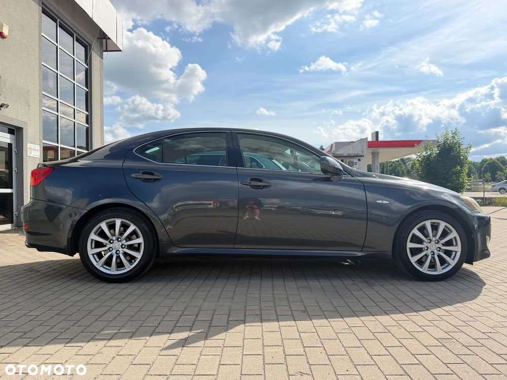 Lexus IS 250 Luxury Line - 3