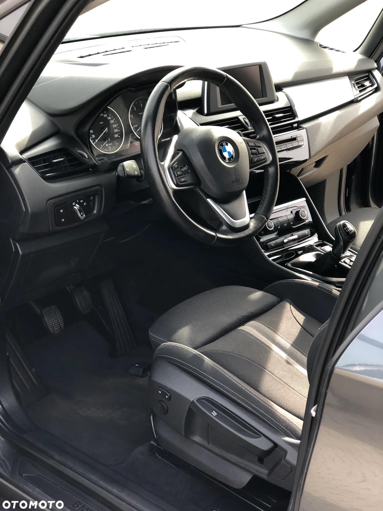 BMW Seria 2 218d Active Tourer Sport Line - 22