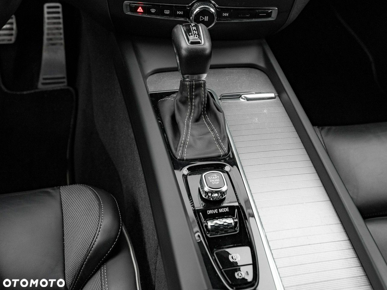 Volvo S60 T6 AWD R-Design - 22