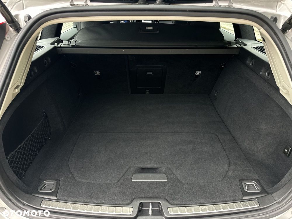 Volvo V60 - 16