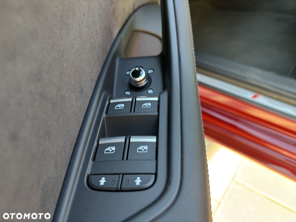 Audi A4 Limousine 45 TFSI Quattro S tronic - 13