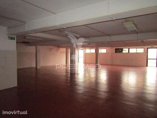 Espaço comercial no Porto - Grande imagem: 2/8