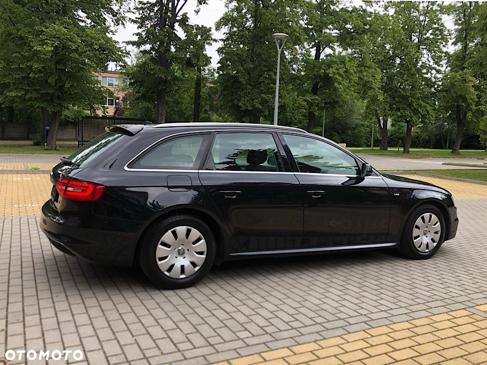 Audi A4 Avant - 15
