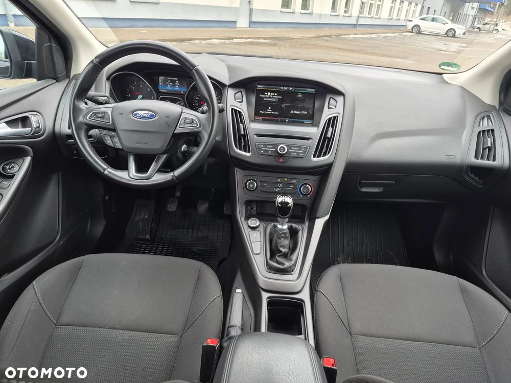 Ford Focus 1.5 TDCi DPF Start-Stopp-System Business - 12
