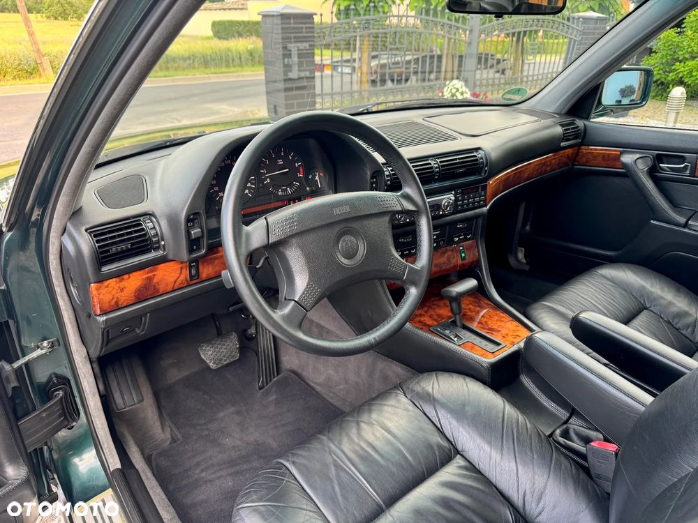BMW Seria 7 - 16