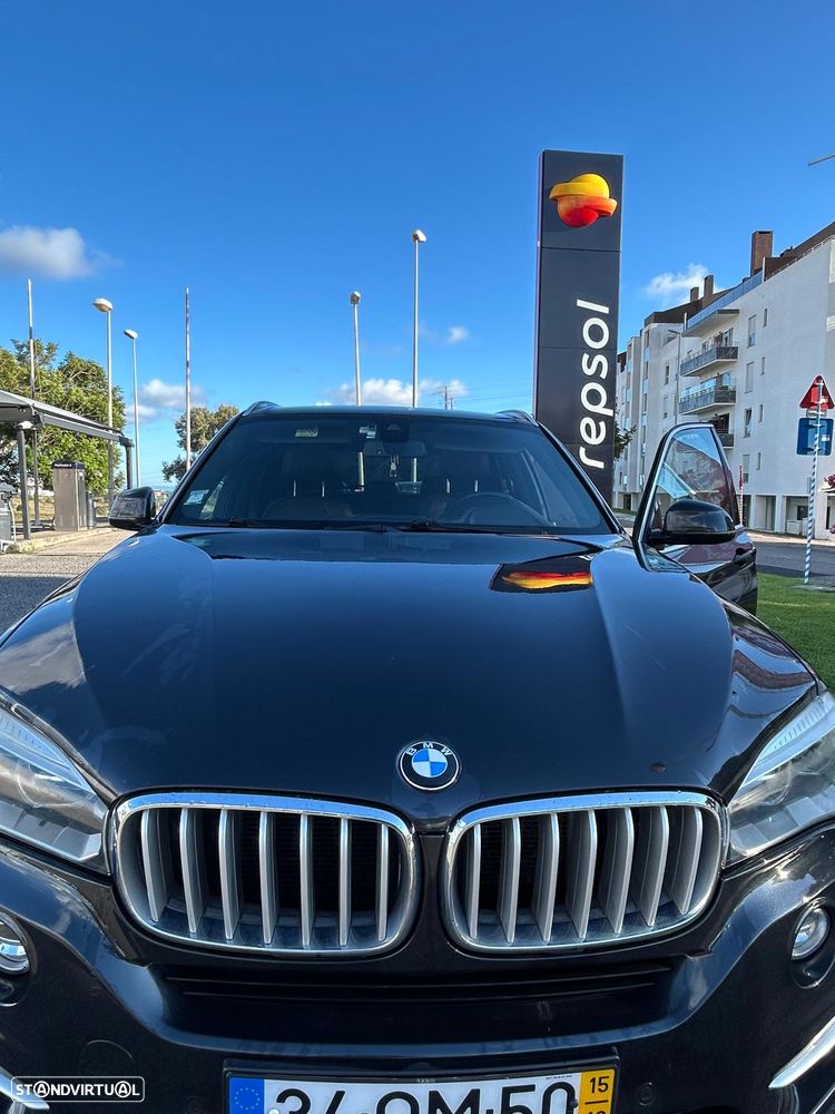 BMW X5 25 d sDrive Comfort 7L — fotografia 30