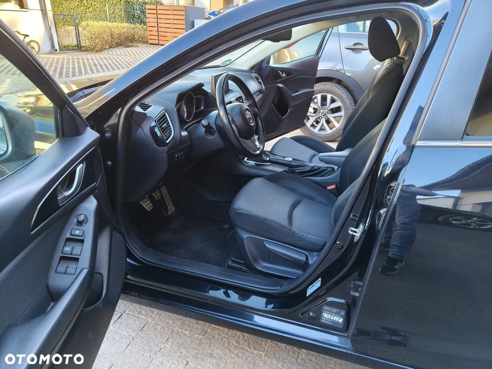 Mazda 3 - 5