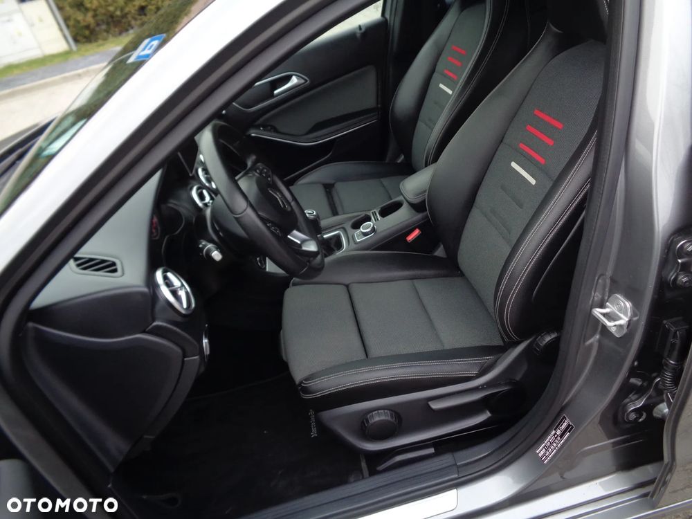 Mercedes-Benz Klasa A 180 Peak Edition - 10