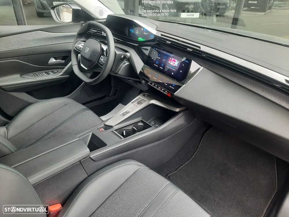Peugeot e-308 54 kWh Allure - 8