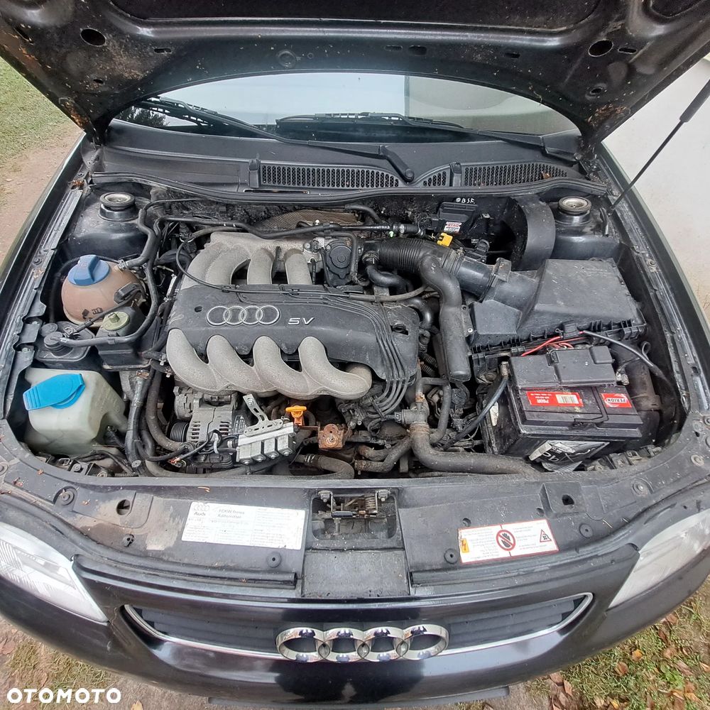 Audi A3 3-drzwiowe 1.8 Ambiente - 9