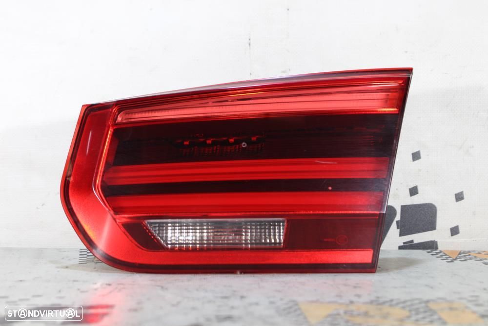 Farolim Direito Bmw 3 (F30, F80)  7369120 / 63217369120 / Passageiro D - 1